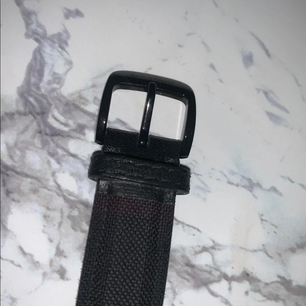 Burberry watch - Picture 5 of 7